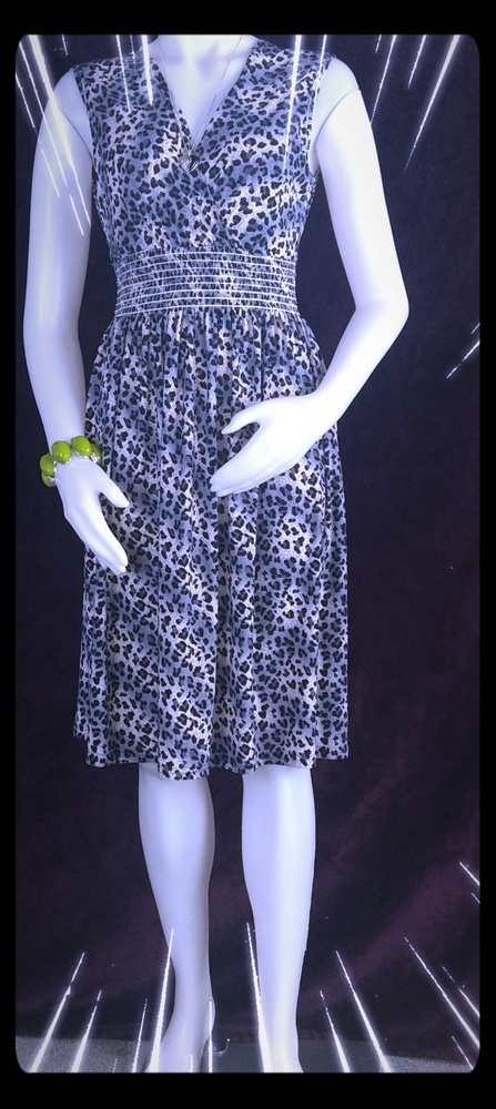 Dress ***NEW.